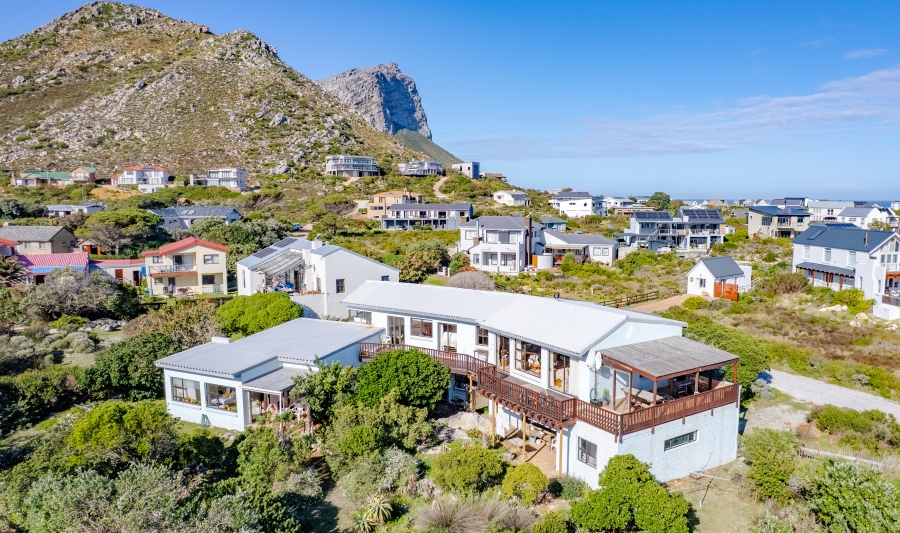 6 Bedroom Property for Sale in Pringle Bay Western Cape